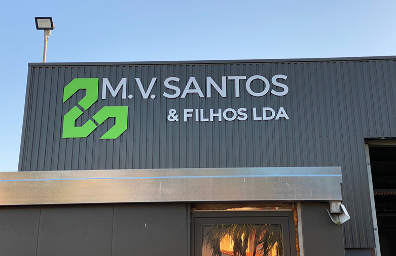 Publicidade Exterior MV Santos